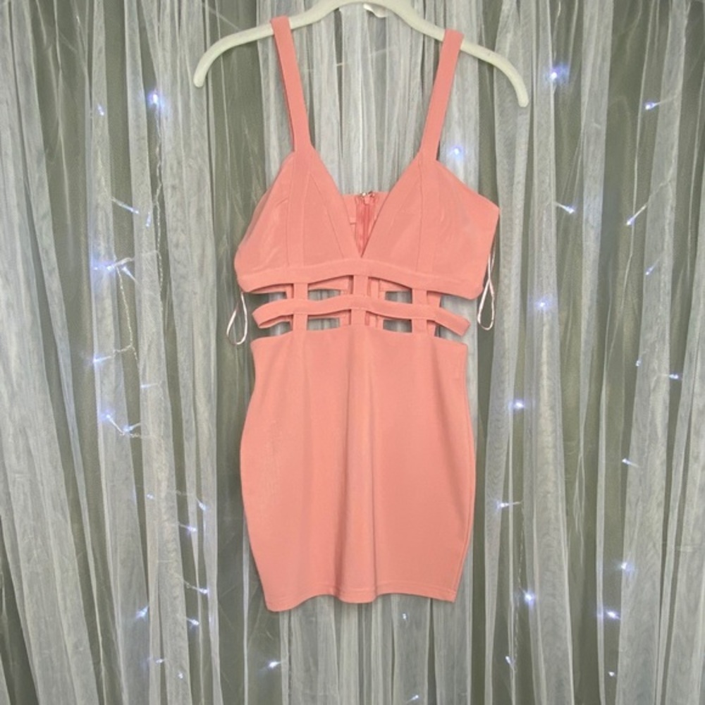 Tobi ❤️ Pink/Mauve Caged Dress - M